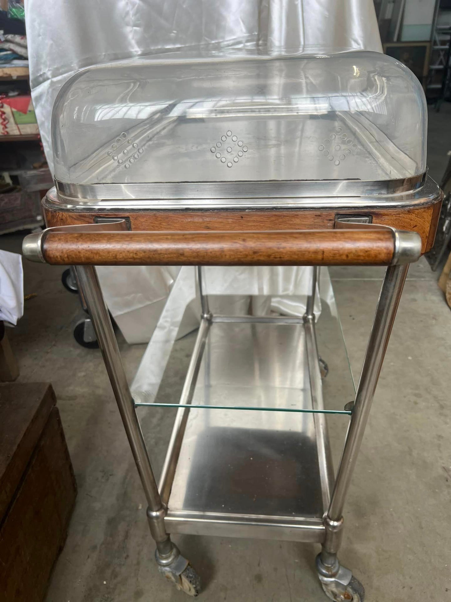 CARRELLO PORTAVIVANDE
