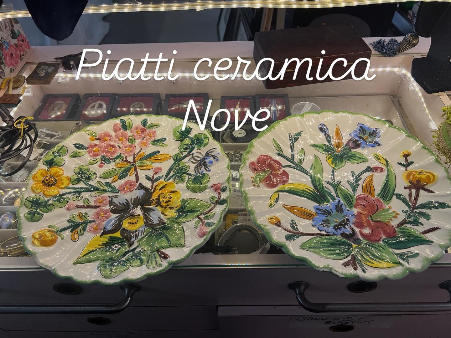 PIATTO CERAMICA NOVE